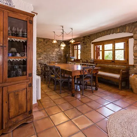 Casa Joan De Holiday home Fontsagrada